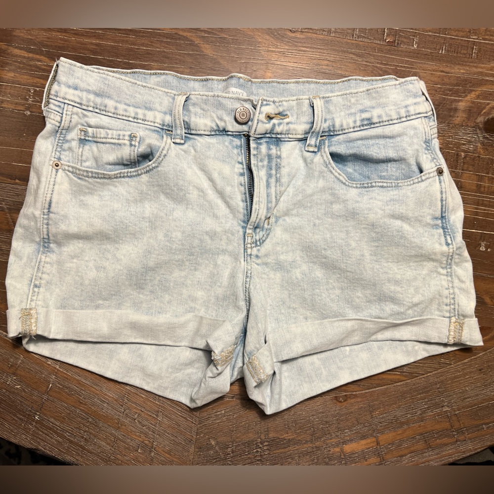 Old Navy Light Wash Denim Shorts. Size 10.